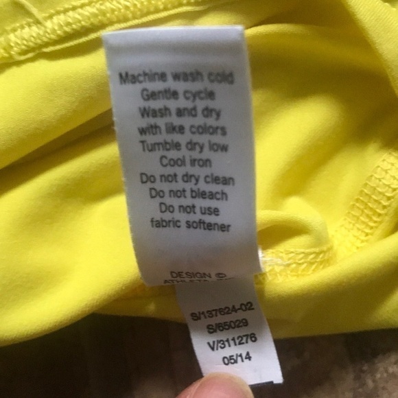 𝅺athleta Yellow Tank Size Medium - Picture 7 of 7